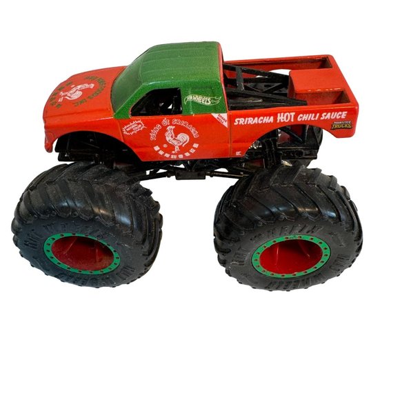 Mattel Hot Wheels Monster Trucks 1-64 Sriracha Jeep Baja Backdraft Skull Lot 5 - Picture 3 of 16